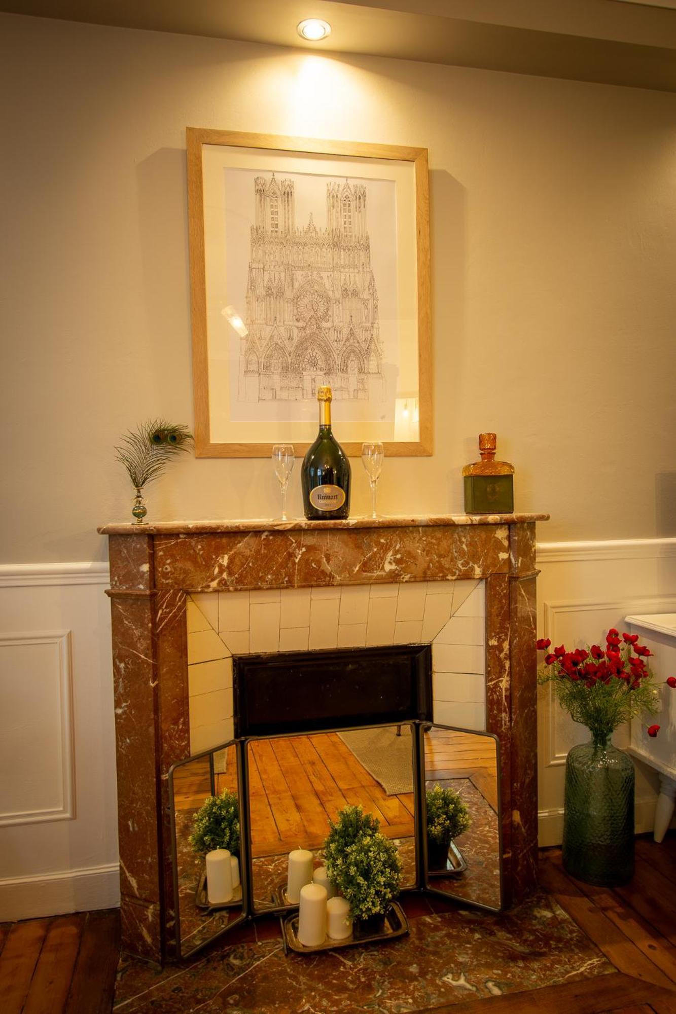 Cosy Art Gallery Apartment *